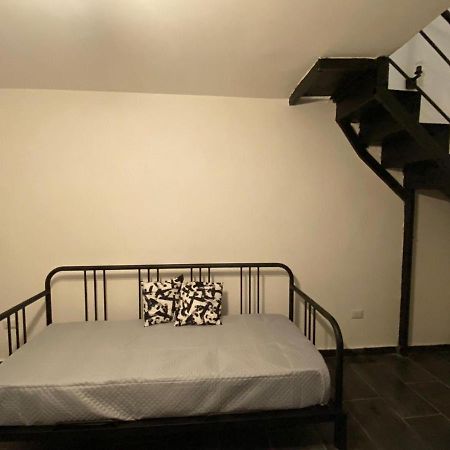 Industrial Annare Apartment Наполи Екстериор снимка